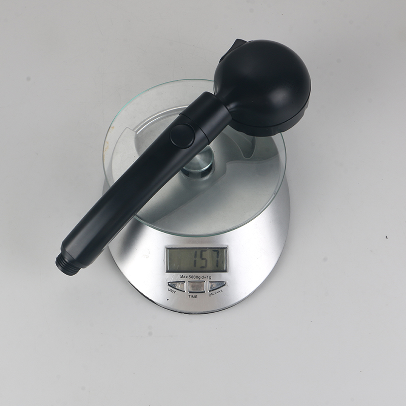 Ce materiale sunt utilizate în mod obișnuit pentru a face capete de duș din plastic?