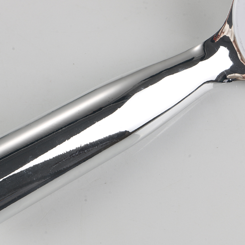 Micul duș barbarianb